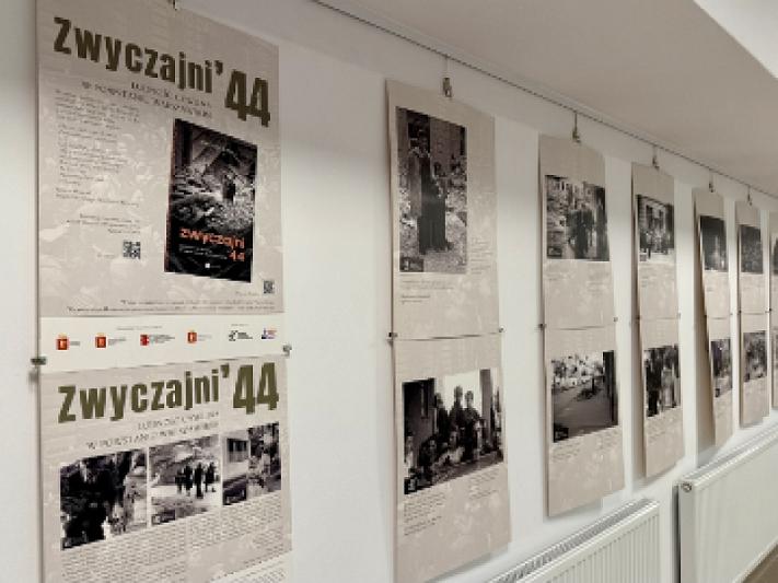 Wystawa „Zwyczajni '44 – ludność cywilna w Powstaniu Warszawskim”