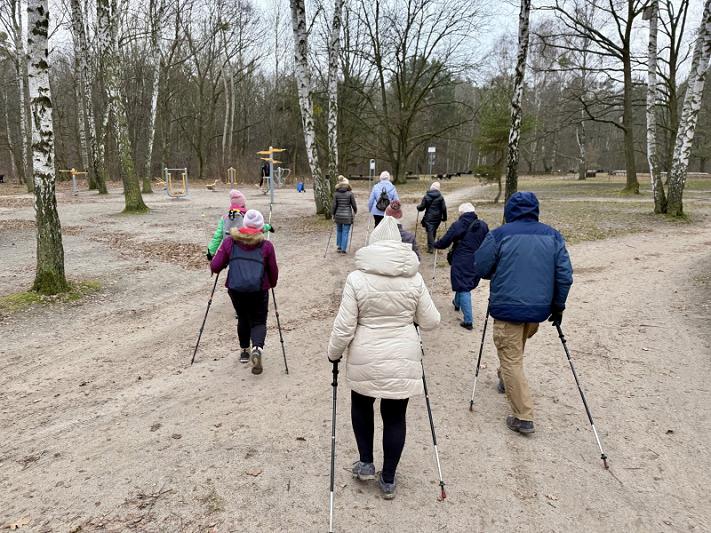 Nordic Walking w Parku Kultury w Powsinie