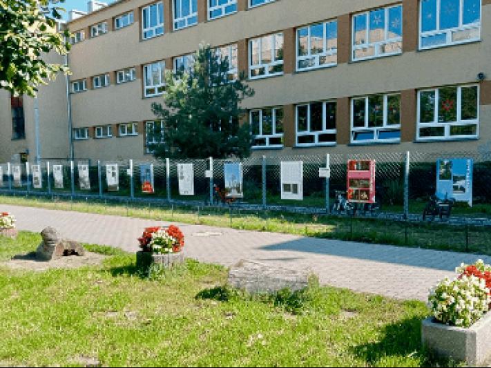 Od gruzowiska do warszawskiego panteonu