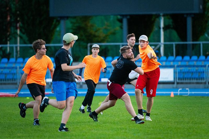 Amatorska Liga Ultimate Frisbee 2026 na Stadion „Podskarbińska”!